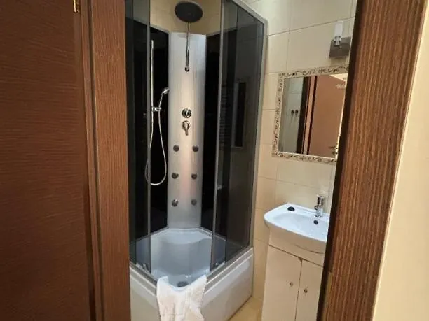 Marie ホームステイ クリニツァ・ズドルイ